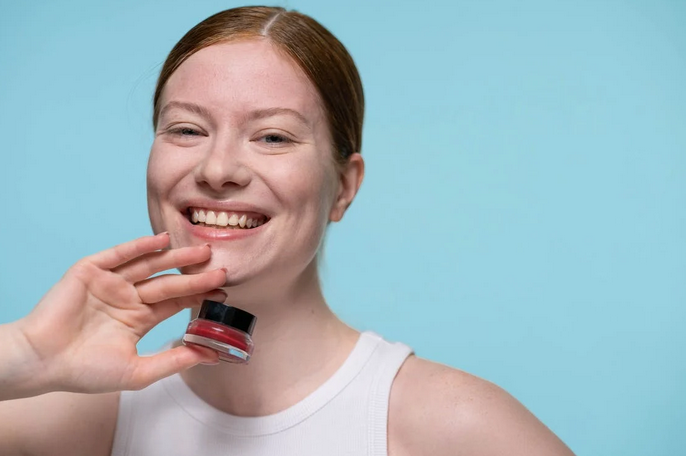 Effective Ways to Use Social Media to Boost Your Online Beauty Business